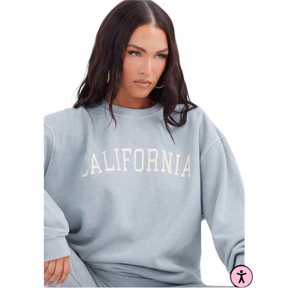 NWT PrettyLittleThings California Oversized Sweatshirt Sage Blue Medium